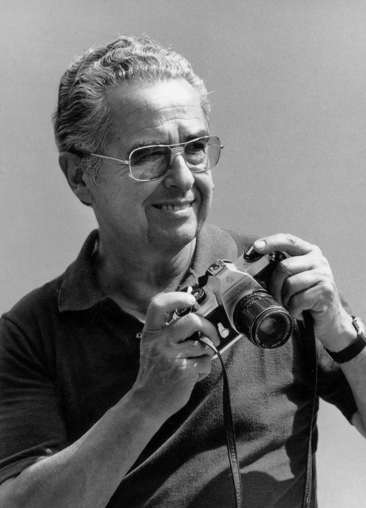 230412 to fotografeio tou mpampa mou 4