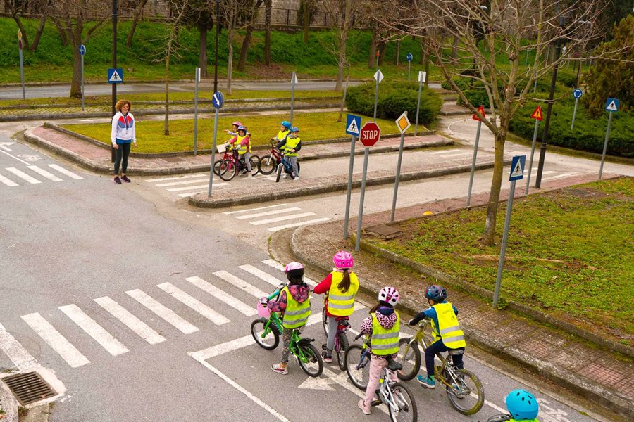 240322 akadimia podilasias