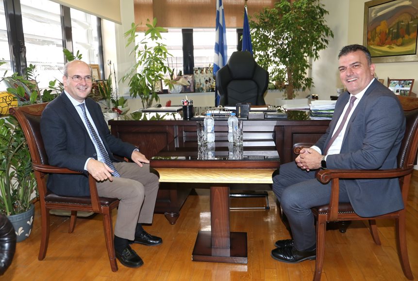 dhmarxos xatzhdakhs taxiaos