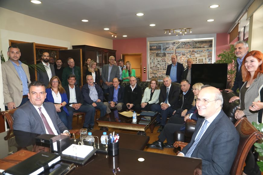 dhmarxos xatzhdakhs taxiaos