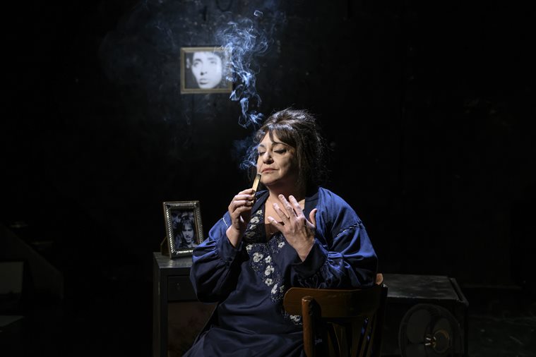 250314 to tragoudi tis flerys