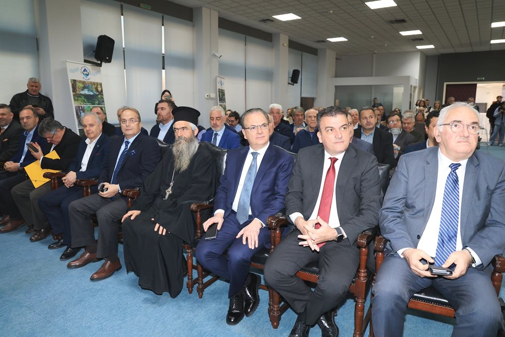 250324 dhmarxos 100xronia deyal2a