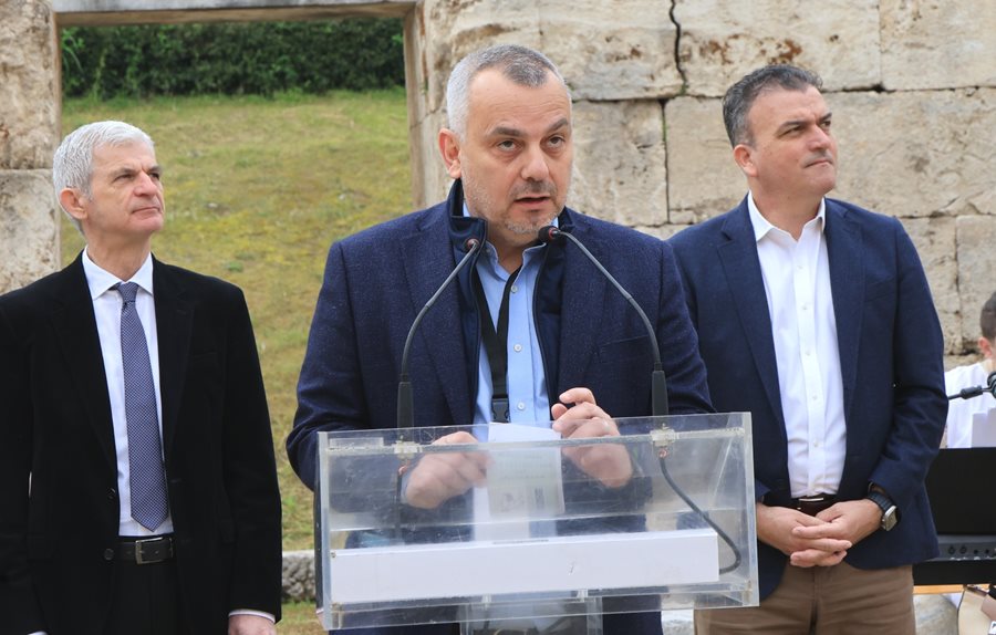 250327 1o mathitiko festival theatrou