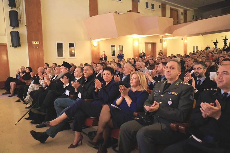 250401 dimot archi apologismos 01