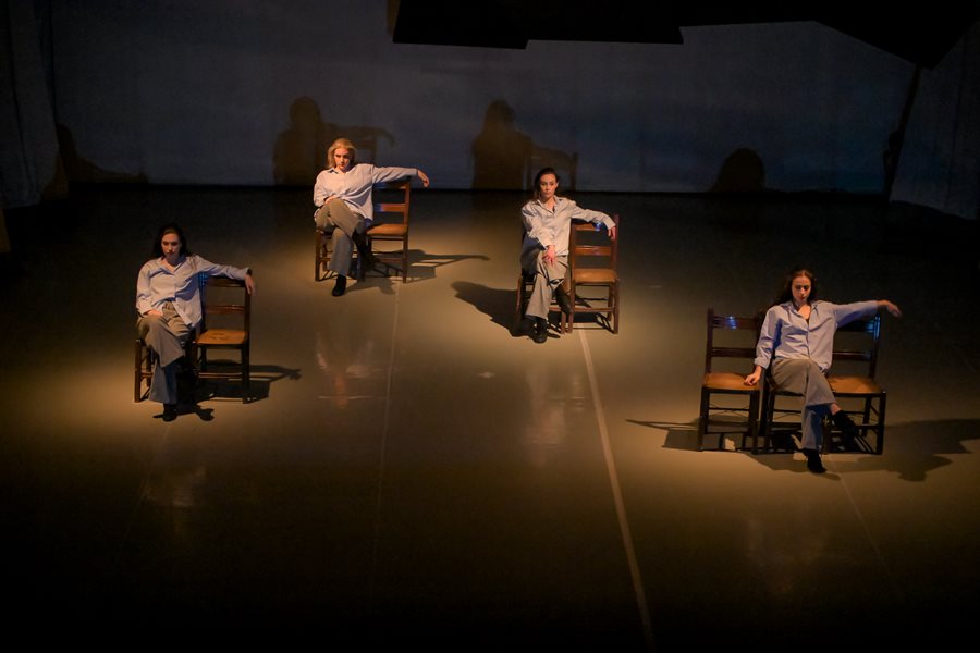 250404 parastasi triptycho