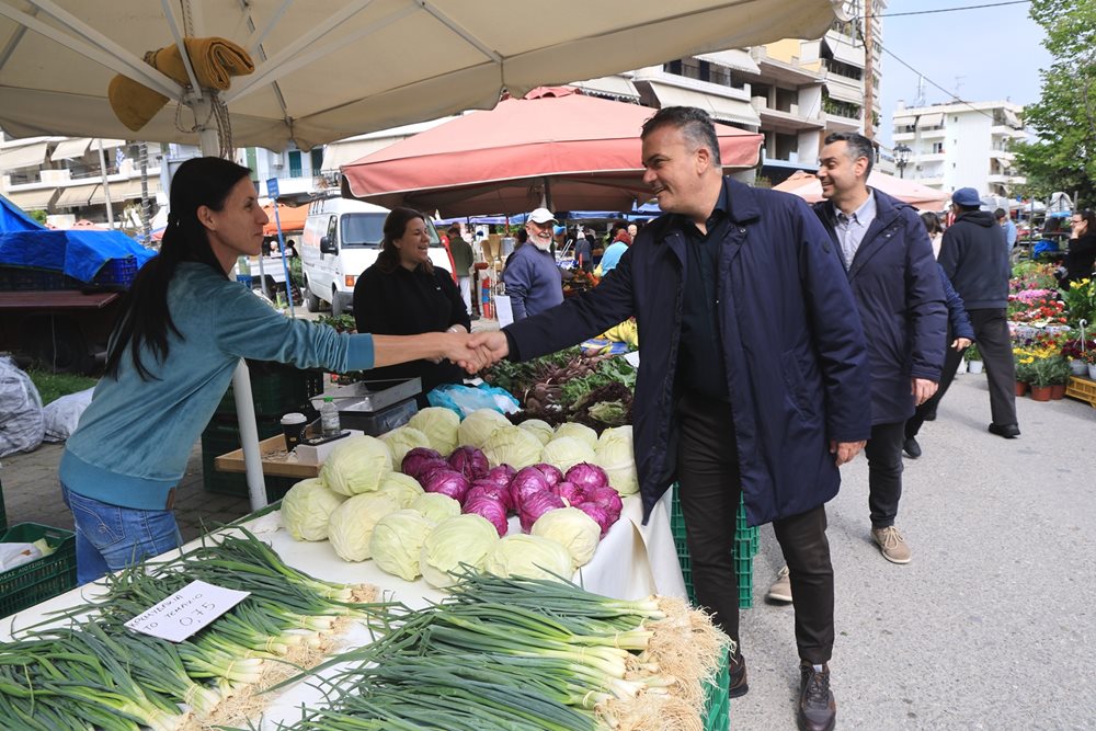 Επίσκεψη Θ.Μαμάκου στη Λαϊκή Αγορά