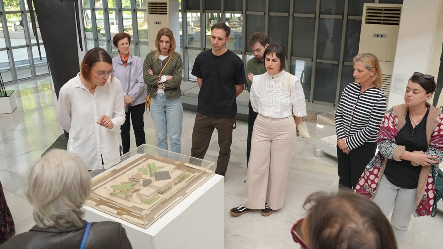 250519 imera mouseion apolog