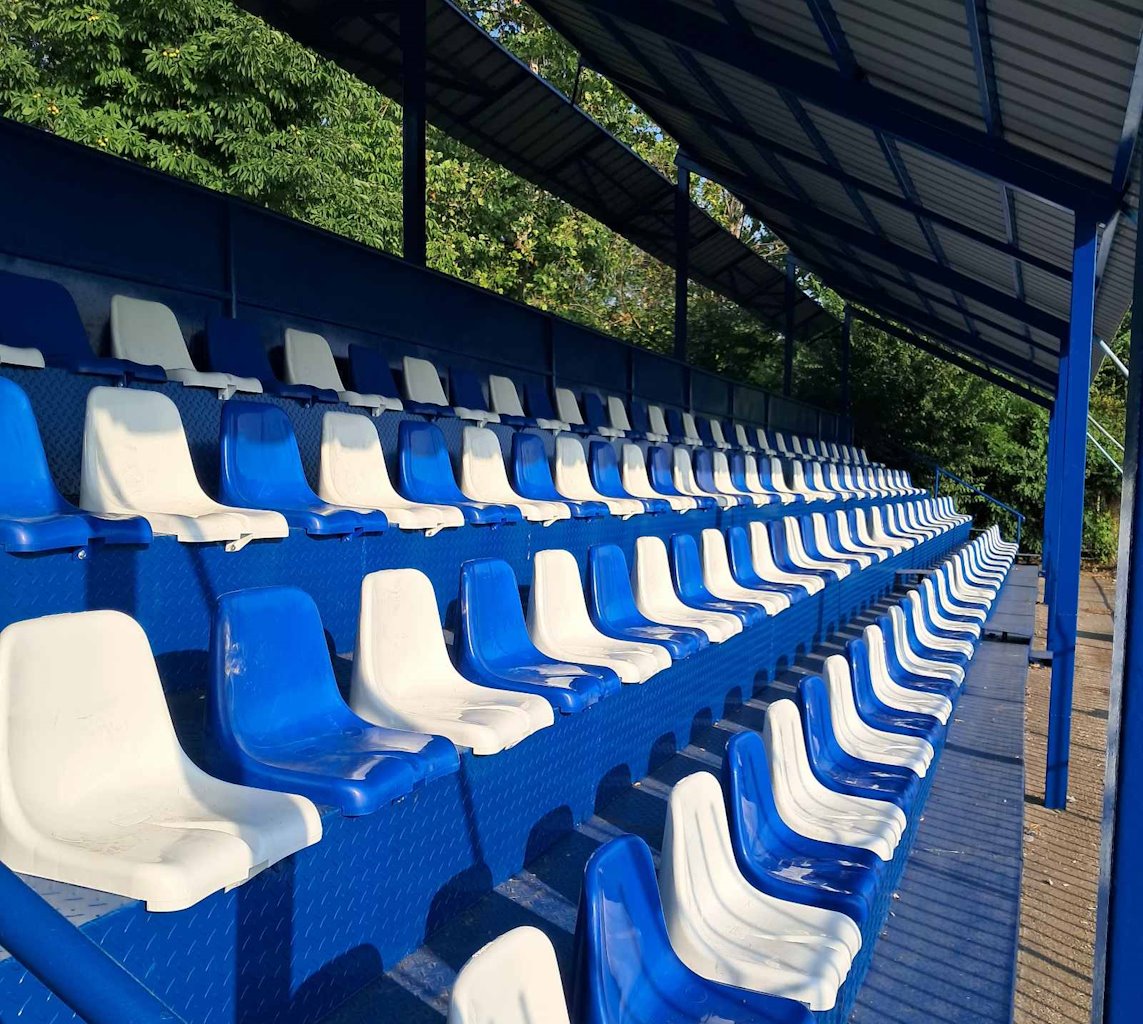 Εγκατάσταση γηπέδου ποδοσφαίρου μετά τις εργασίες