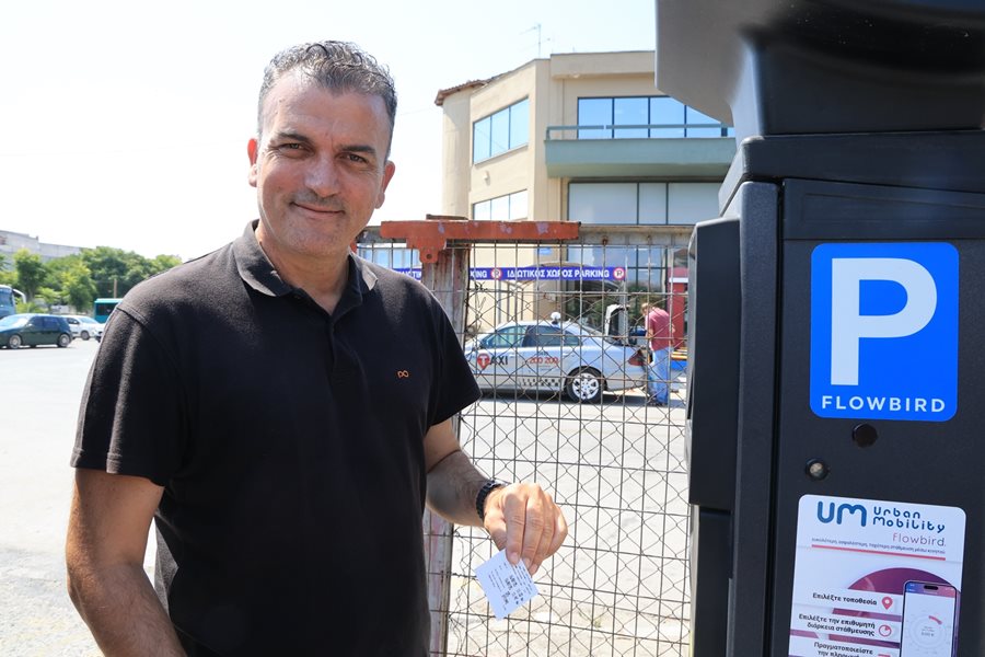 Επίσκεψη του Δημάρχου Θανάση Μαμάκου και του Αντιδημάρχου Ευάγγελου Παπαλέξη στον χώρο στάθμευσης πίσω από το Υπεραστικό ΚΤΕΛ