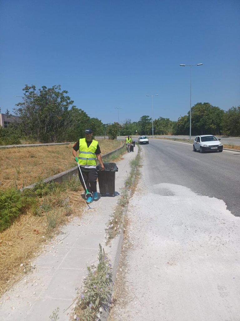 Εργασίες καθαρισμού οδικών δικτύων