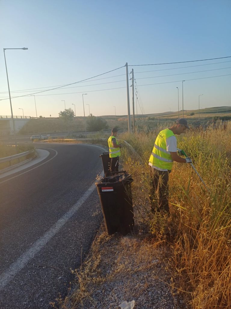 Εργασίες καθαρισμού οδικών δικτύων
