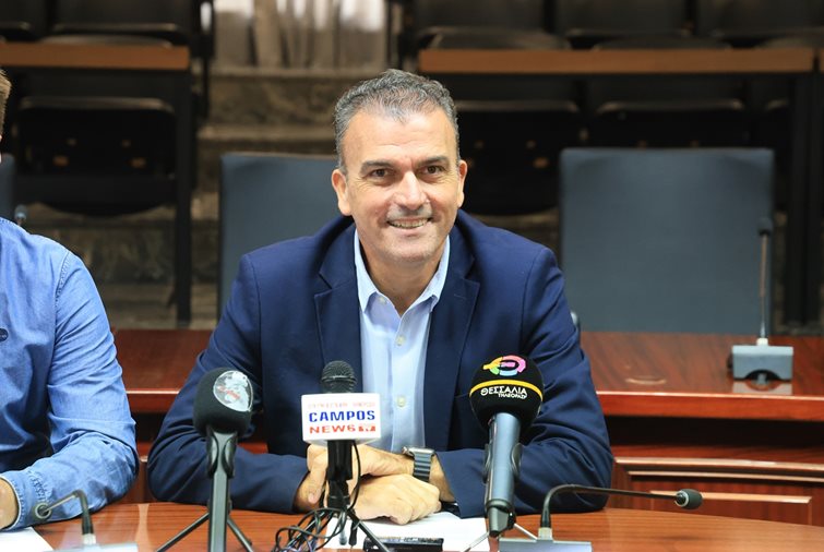 Ο Δήμαρχος κ.Θανάσης Μαμάκος στη συνέντευξη τύπου για το 5ο Φεστιβάλ Νεολαίας Λάρισας