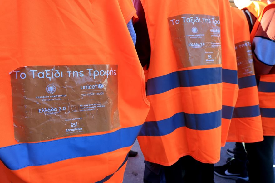 Στιγμιότυπο από την δράση «Ταξίδι της Τροφής» στην λαική αγορά της Τετάρτης