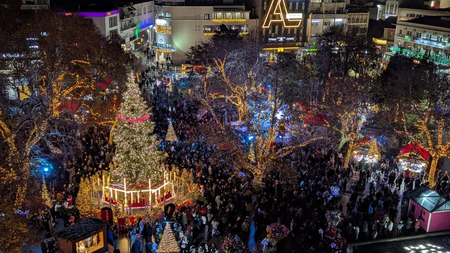 Στιγμιότυπο από την εορταστική παρέλαση Christmas parade 2024