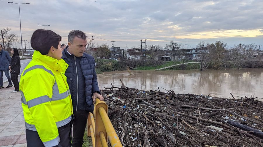 Στιγμιότυπο από τις προληπτικές ενέργειες λόγω των έντονων καιρικών φαινομένων
