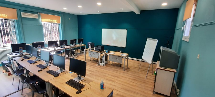 Αίθουσα υπολογιστών του ΚΔΒΜ