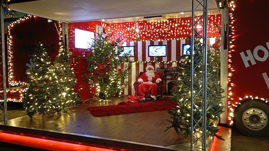 Το santa truck στην περιοχή Ιπποκράτη