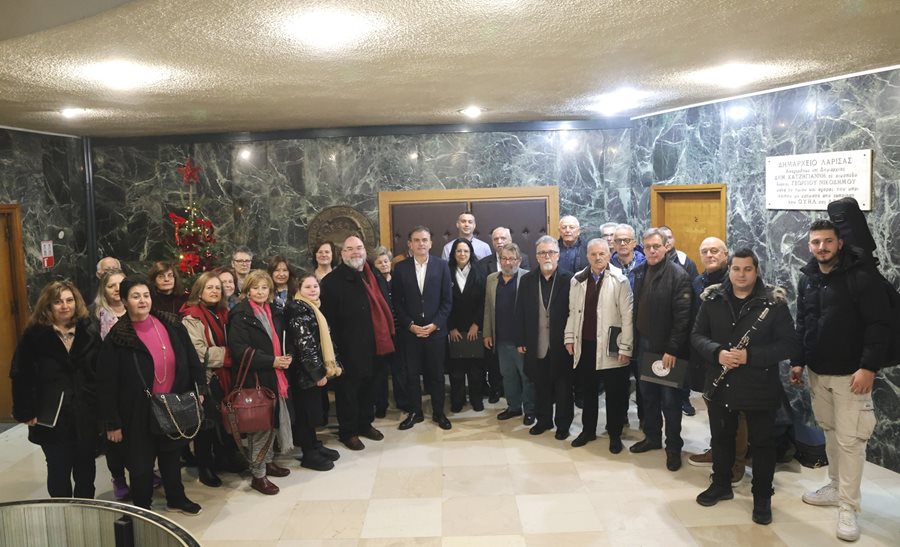 Στιγμιότυπο από τις επισκέψεις που πραγματοποιήθηκαν στο Δημαρχείο για τα κάλαντα