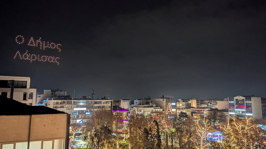 Φωτογραφίες από τη συναυλία στη κεντρική πλατεία της Λάρισας