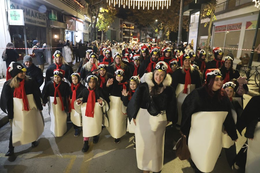 251231 xmas parade 2025 stigmes 1