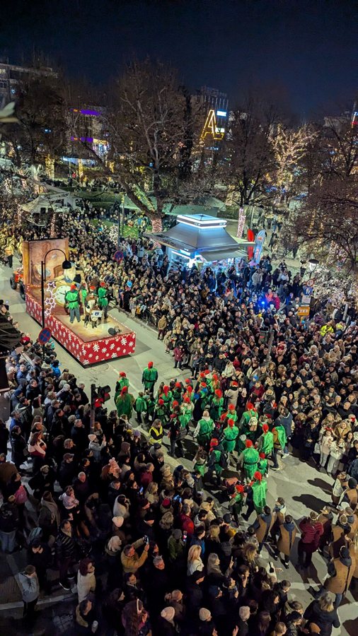 251231 xmas parade 2025 stigmes 1