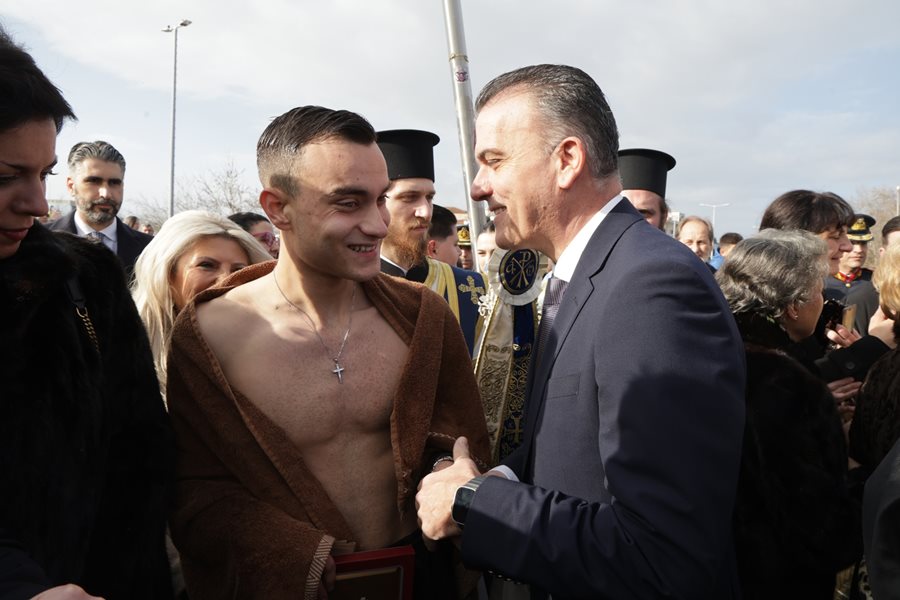 Στιγμιότυπο από τον Αγιασμό των Υδάτων