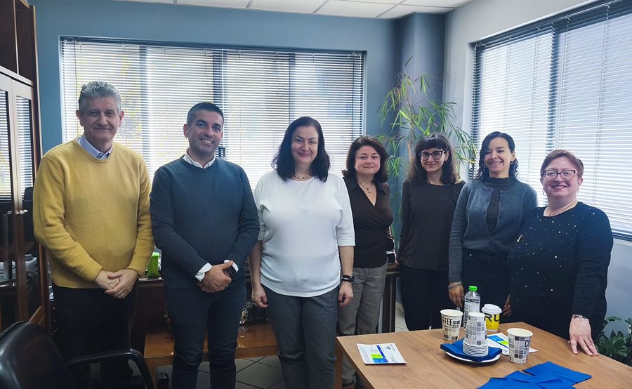 Στιγμιότυπο από την συνάντηση των εκπροσώπων των Δήμων Λαρισαίων και Σμύρνης